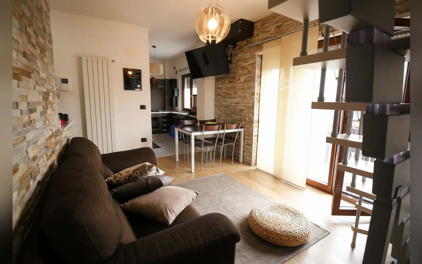 Sweet Home Cassino, 